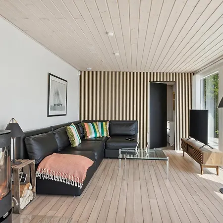 Dom wakacyjny Lovely In With Wifi *