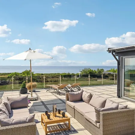 Dom wakacyjny Lovely In With Wifi Fåborg